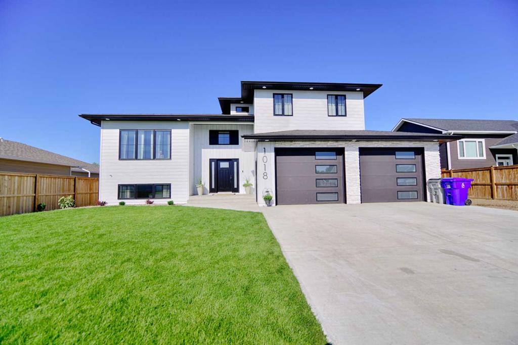 1018 7 Street W, A2248654, Alberta,