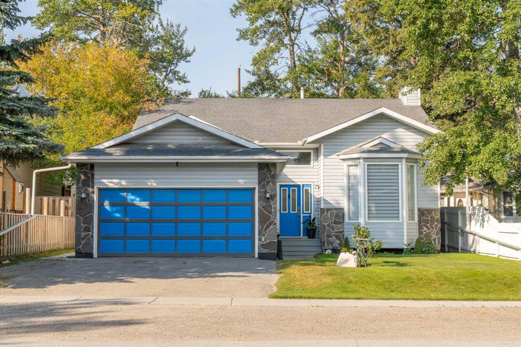11 Mt McGillivary Drive , A2248657, Alberta,