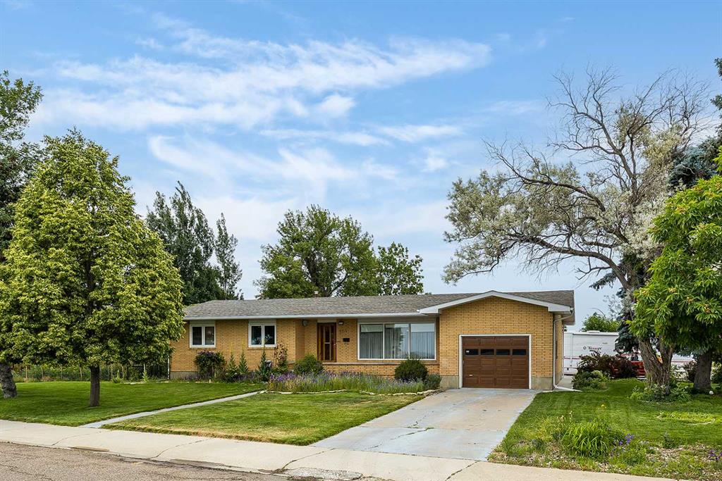 701 McCutcheon Drive NW, A2248789, Alberta,