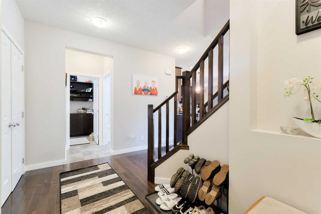 Fifth View of 40 Sunrise Terrace , Sunset Ridge, Cochrane, Alberta, T4C 0V3