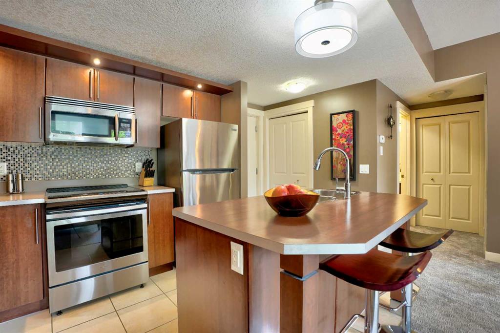 Fifth View of 172 West Springs Road SW, West Springs, Calgary, Alberta, T3H 5W2