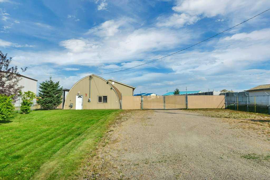 7 Industrial Drive , A2248873, Alberta,