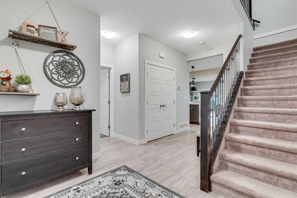 Fifth View of 141 Williamstown Park NW, Williamstown, Airdrie, Alberta, T4B 3Y8