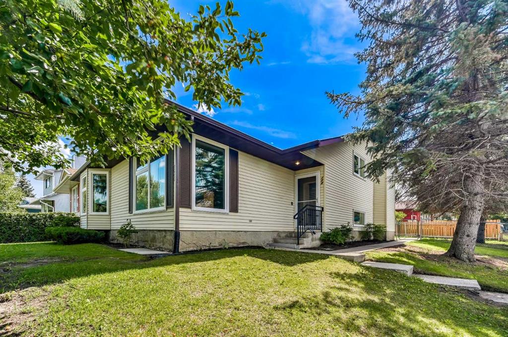 111 Macewan Drive NW, A2248942, Alberta,