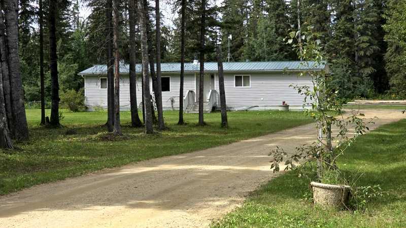 981 Fox Drive , A2248943, Alberta,
