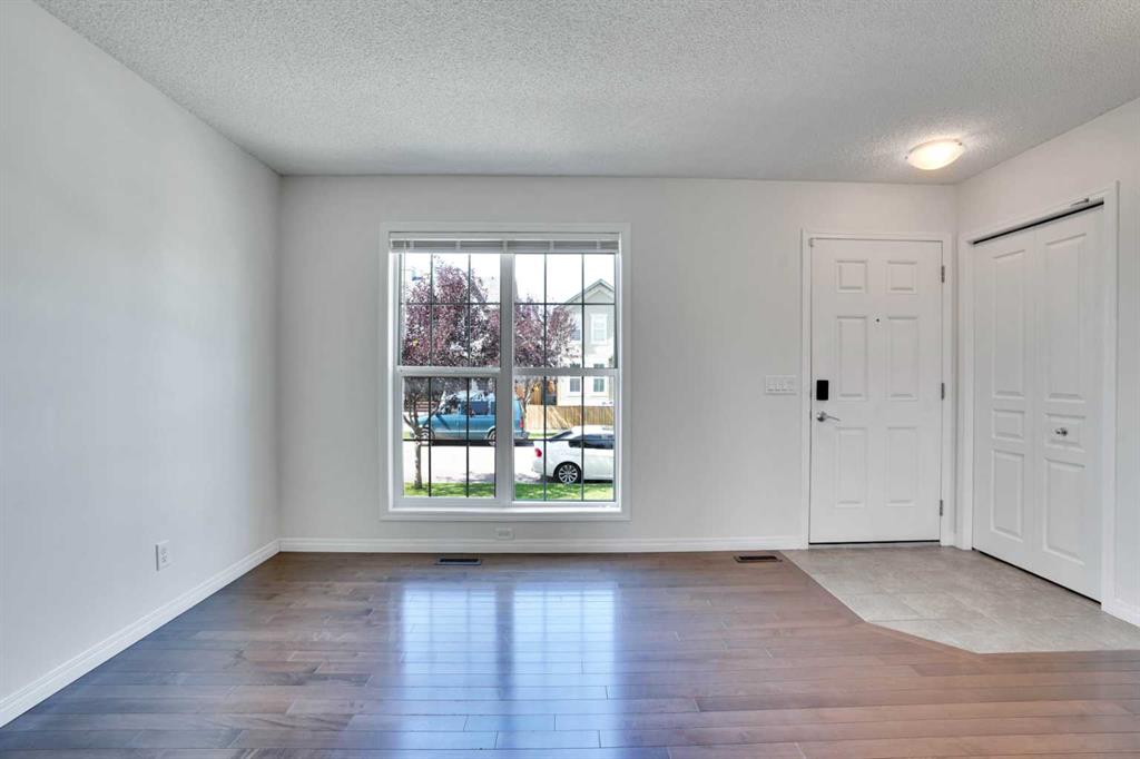 Fourth View of 221 Elgin Meadows Park SE, McKenzie Towne, Calgary, Alberta, T2Z1B4