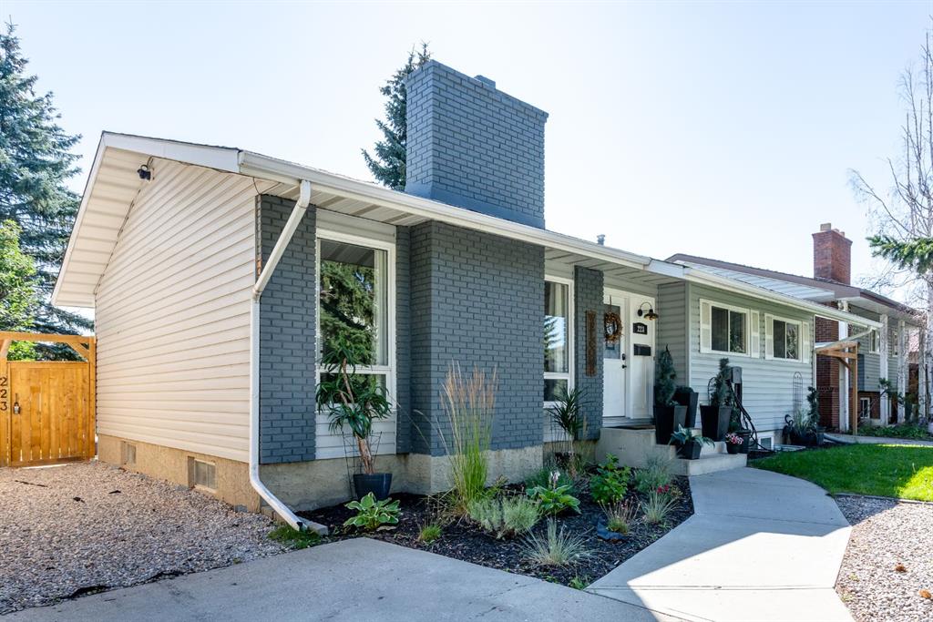 223 Brookpark Drive SW, A2248979, Alberta,