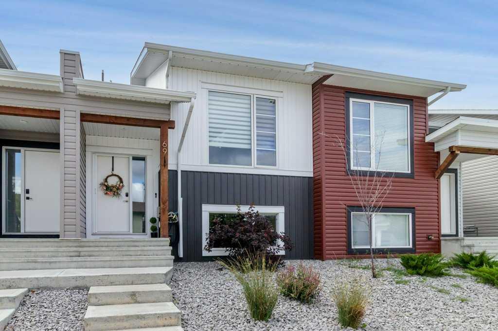 69 Ellington Crescent , A2248997, Alberta,
