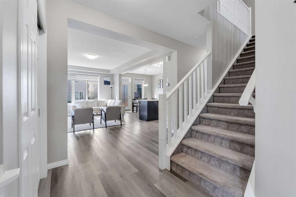 Fifth View of 78 Osborne Common SW, Southwinds, Airdrie, Alberta, T4B 5E4