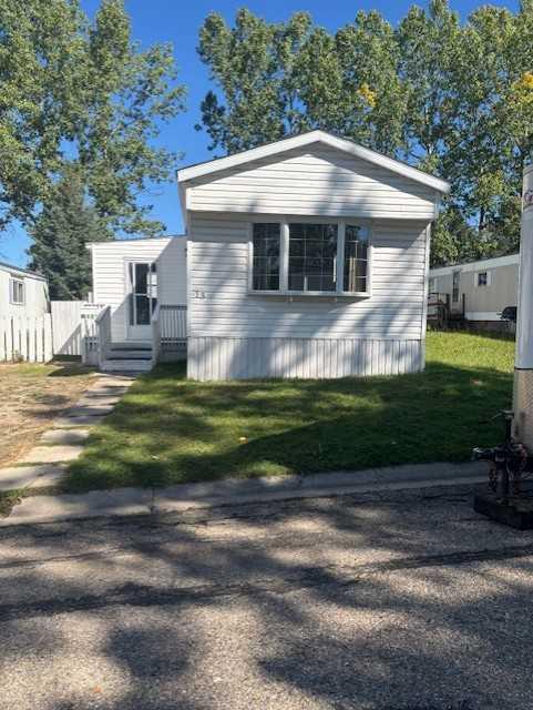 13 Westwood Court  , A2249055, Alberta,