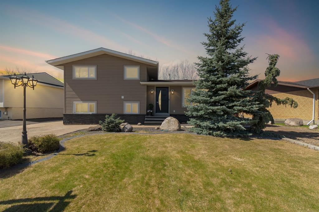 141 Hillcrest Drive , A2249096, Alberta,