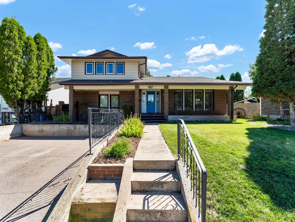 957 Holt Crescent NE, A2249140, Alberta,