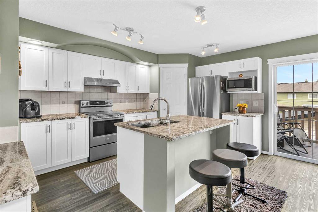 Fourth View of 60 Eversyde Circle SW, Evergreen, Calgary, Alberta, T2Y4T3