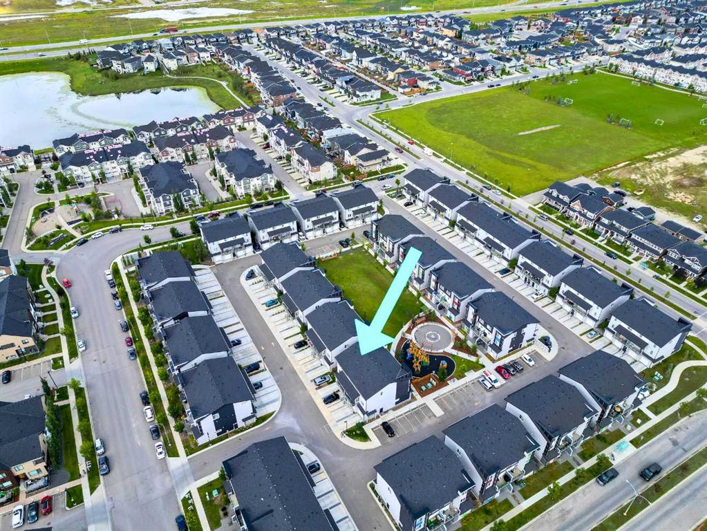 202, 110 Redstone  NE, A2249236, Alberta,