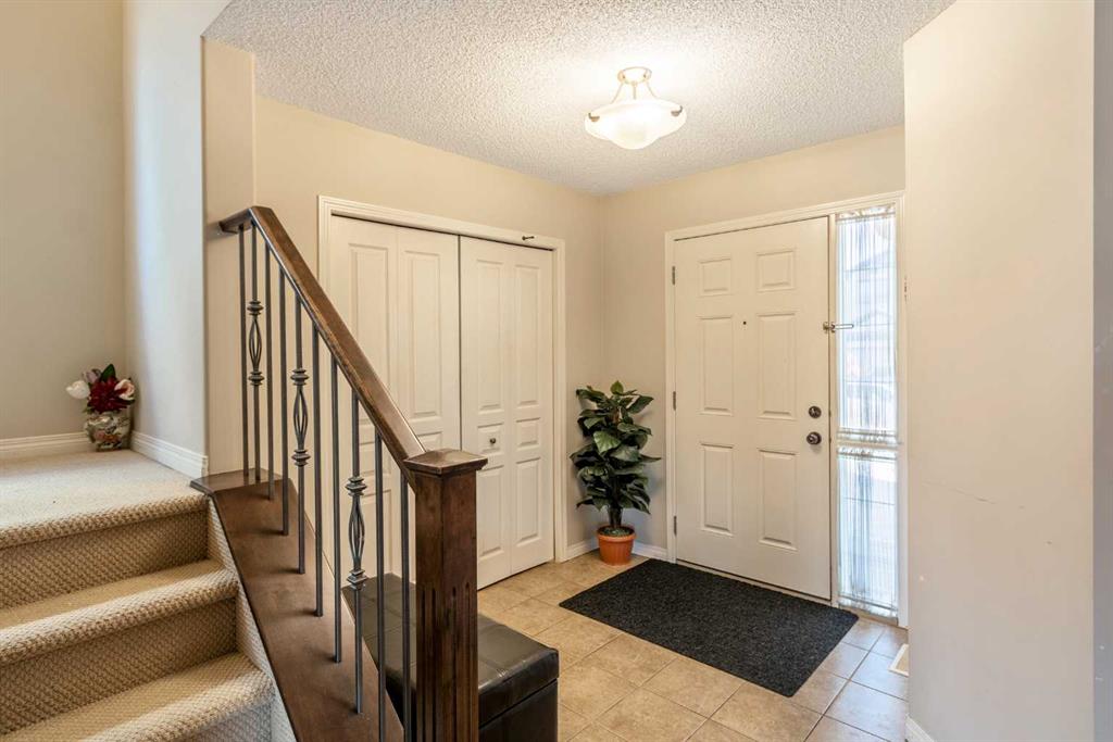 Fourth View of 15 Kingsland Way SE, Kings Heights, Airdrie, Alberta, T4A 0A4