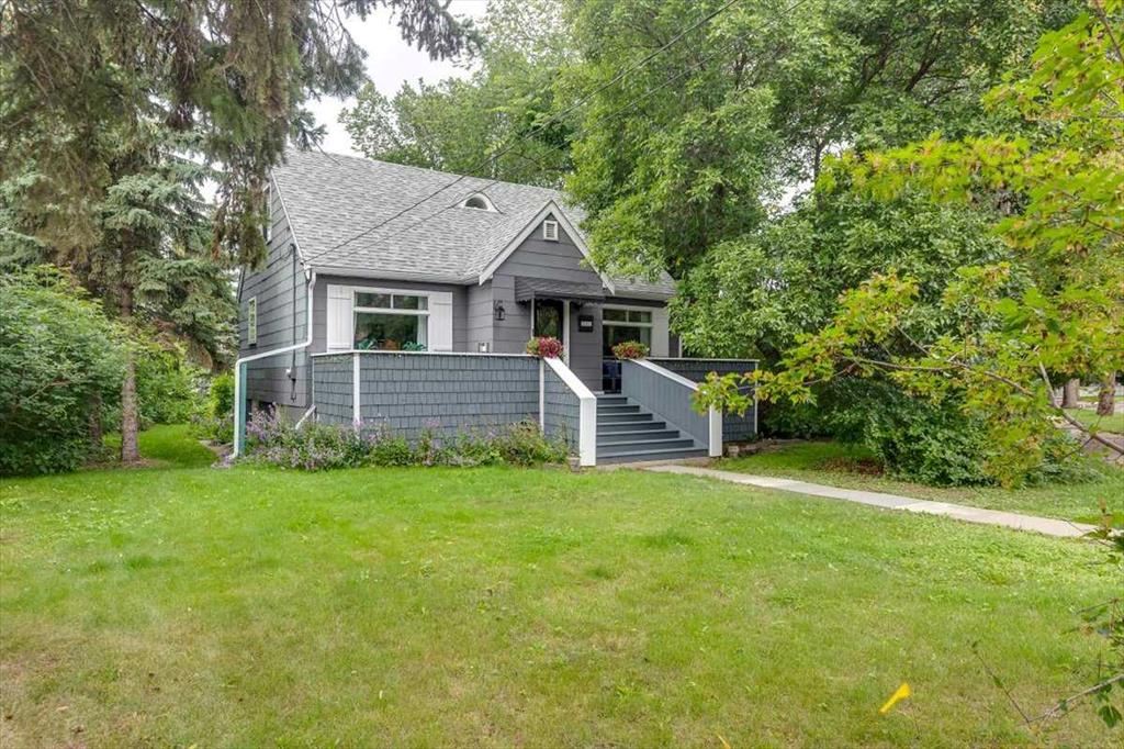 MLS® listing #104728660 for sale located at 5336 45 Avenue 