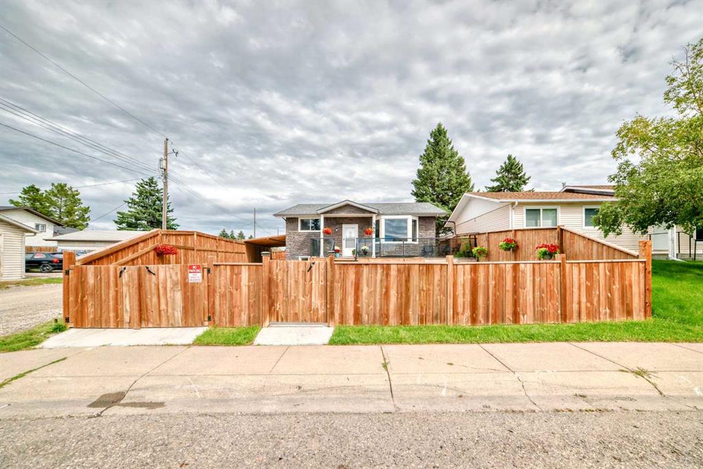 502 Madeira Drive NE, A2249442, Alberta,