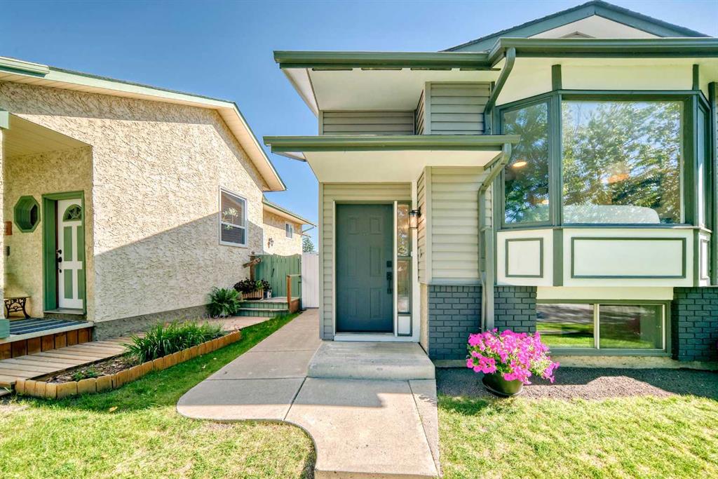Fourth View of 102 Sunbank Way SE, Sundance, Calgary, Alberta, t2x2b8