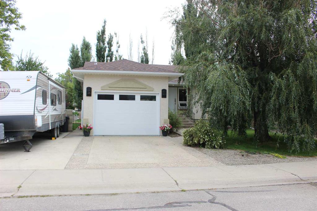 405 Willow Place , A2249520, Alberta,