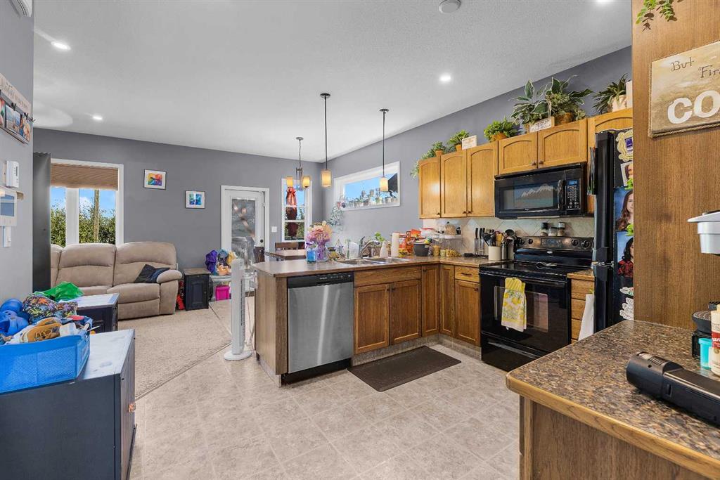 Fourth View of 8, 4546 Iron Wolf Place , Iron Wolf, Lacombe, Alberta, T4L 0G1