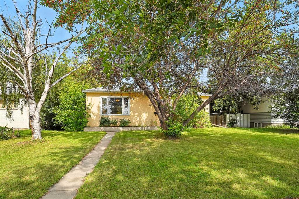 Fourth View of 3934 50 Street , Michener Hill, Red Deer, Alberta, T4N 1W3