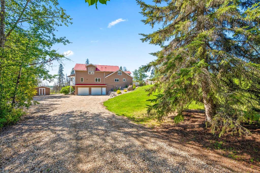 720 Poplar Drive , A2249614, Alberta,
