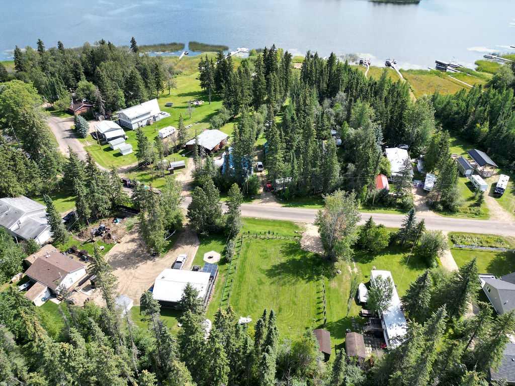 248 Lakeshore Drive North  , A2249663, Alberta,