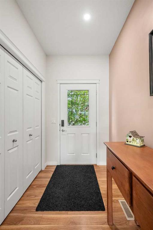 Fourth View of 681 Hillcrest Road SW, Hillcrest, Airdrie, Alberta, T4B 4C7