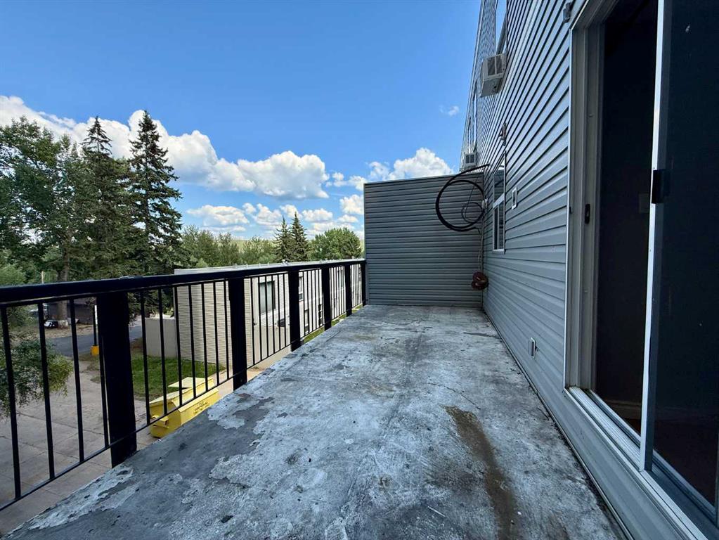 Third View of 1632, 21 MacDonald Drive , Downtown, Fort McMurray, Alberta, T9H 4H4