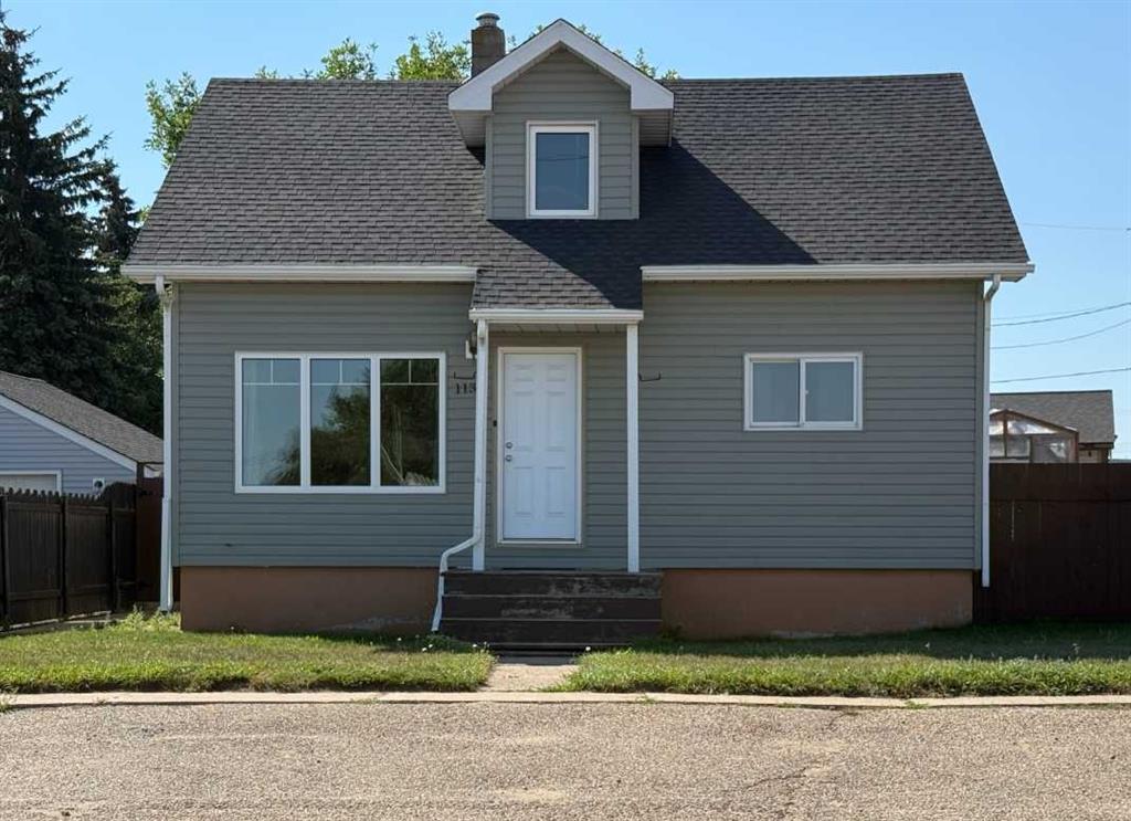 113 South Railway Avenue E, A2249882, Alberta,