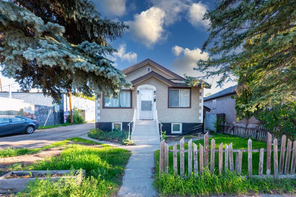 Second View of 424 8 Avenue NE, Renfrew, Calgary, Alberta, T2E 0R2
