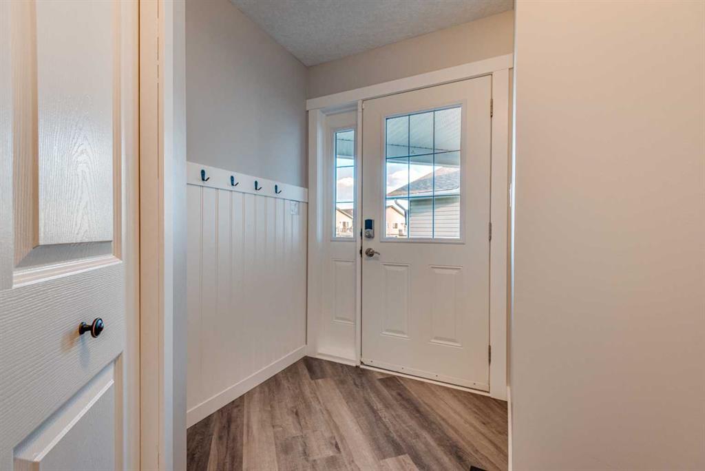 Fourth View of 214 Bradford Crescent SE, NONE, Three Hills, Alberta, T0M 2A0