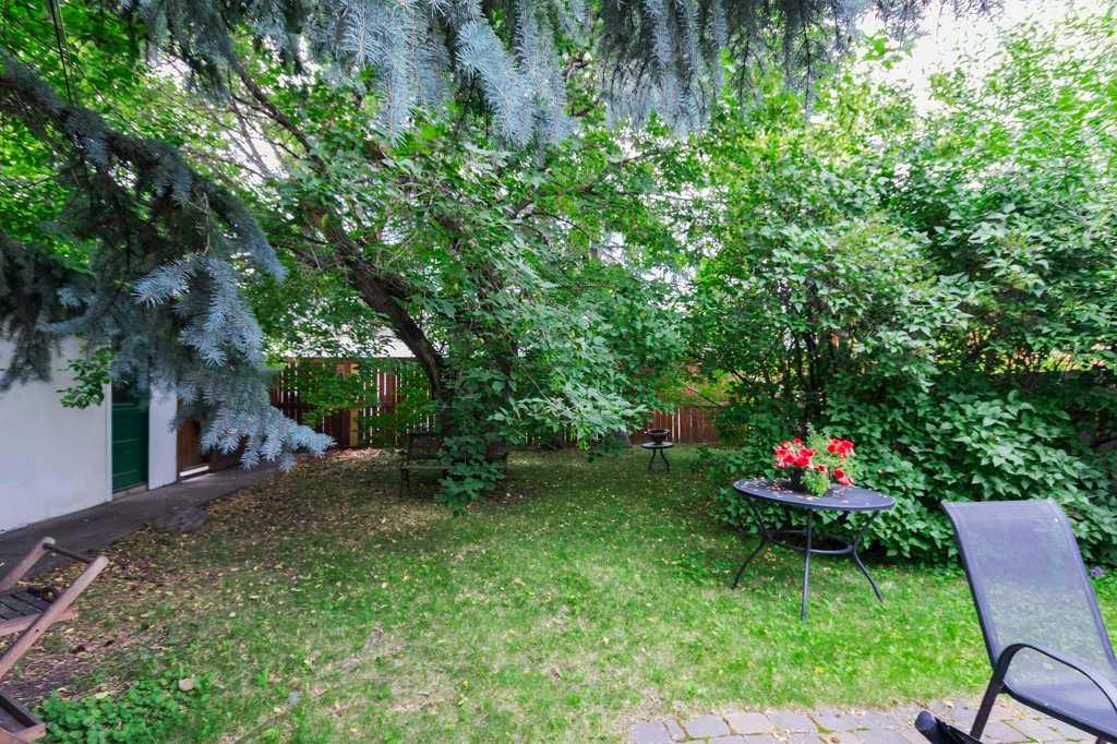 Fourth View of 2623 Glencastle Street SW, Glendale, Calgary, Alberta, T3E 4C7