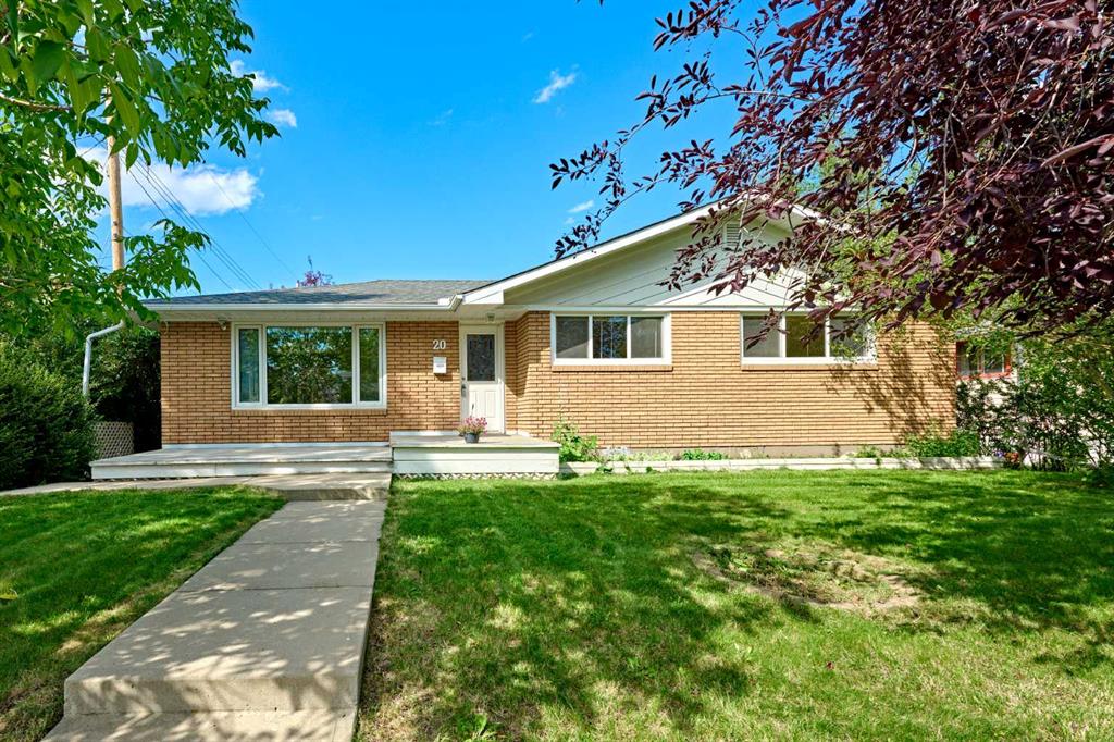 Second View of 20 Kentish Drive SW, Kingsland, Calgary, Alberta, T2V 2L3