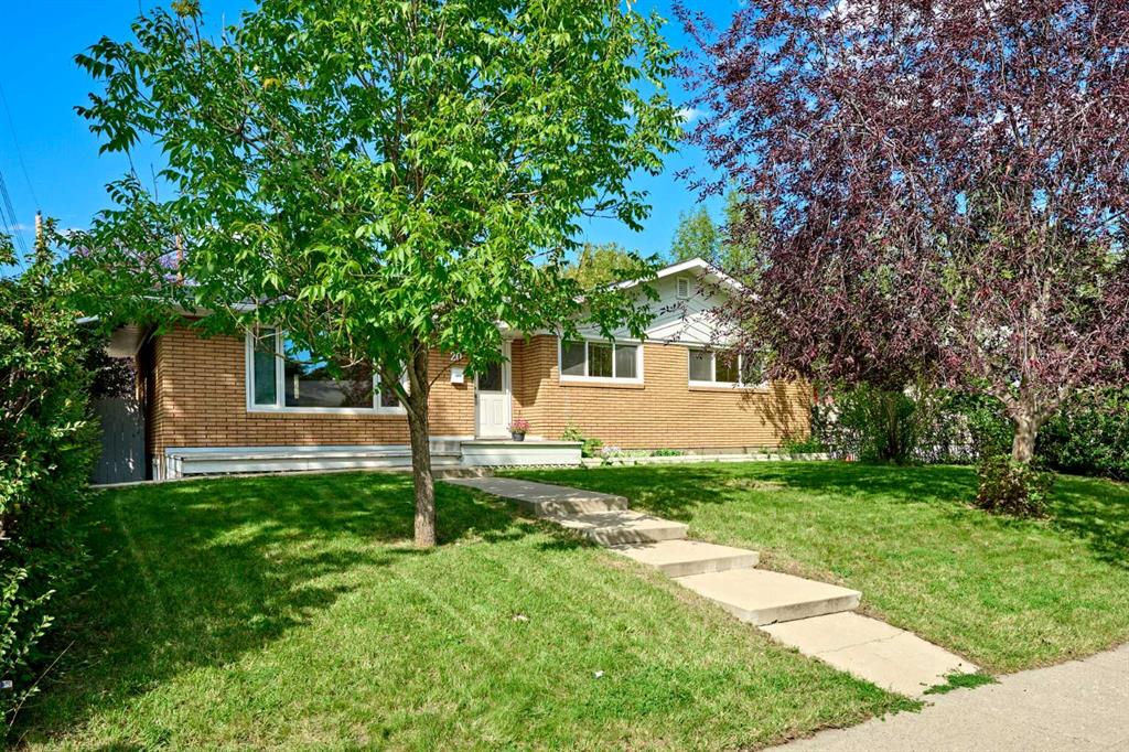 Third View of 20 Kentish Drive SW, Kingsland, Calgary, Alberta, T2V 2L3