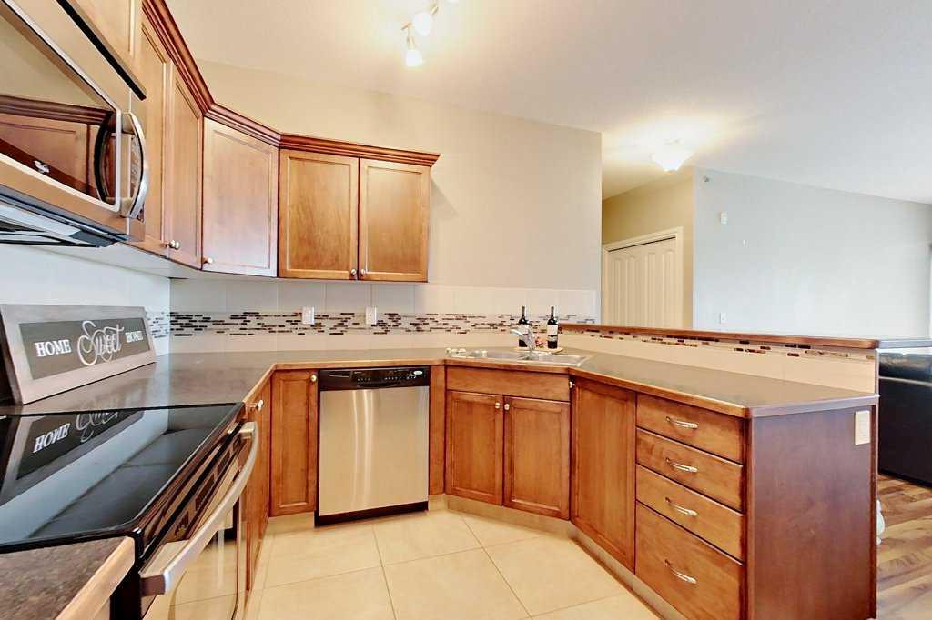 Fourth View of 304, 3615 51 Avenue , South Hill, Red Deer, Alberta, T4N 4G3