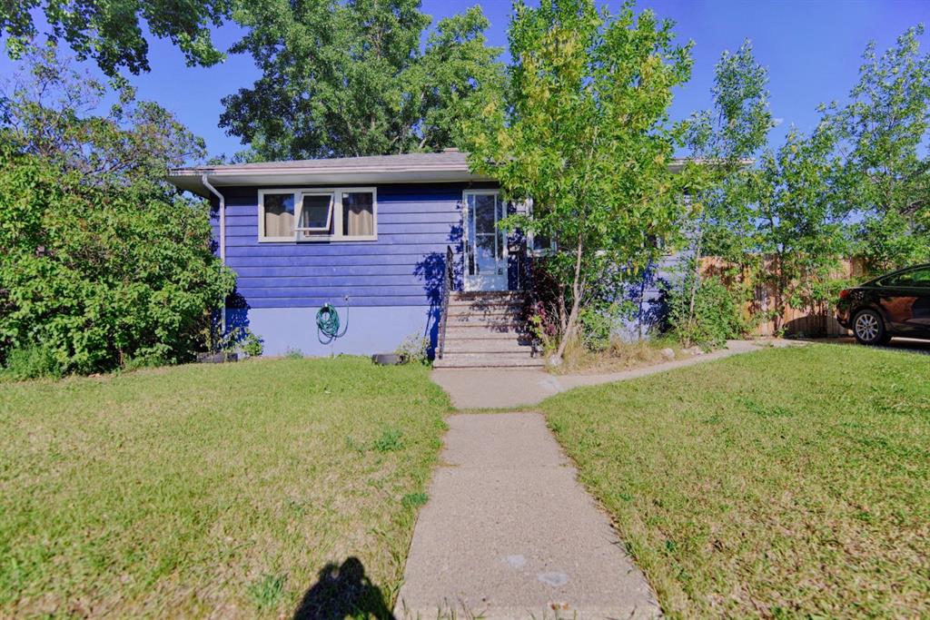 509 11 Street N, A2250071, Alberta,
