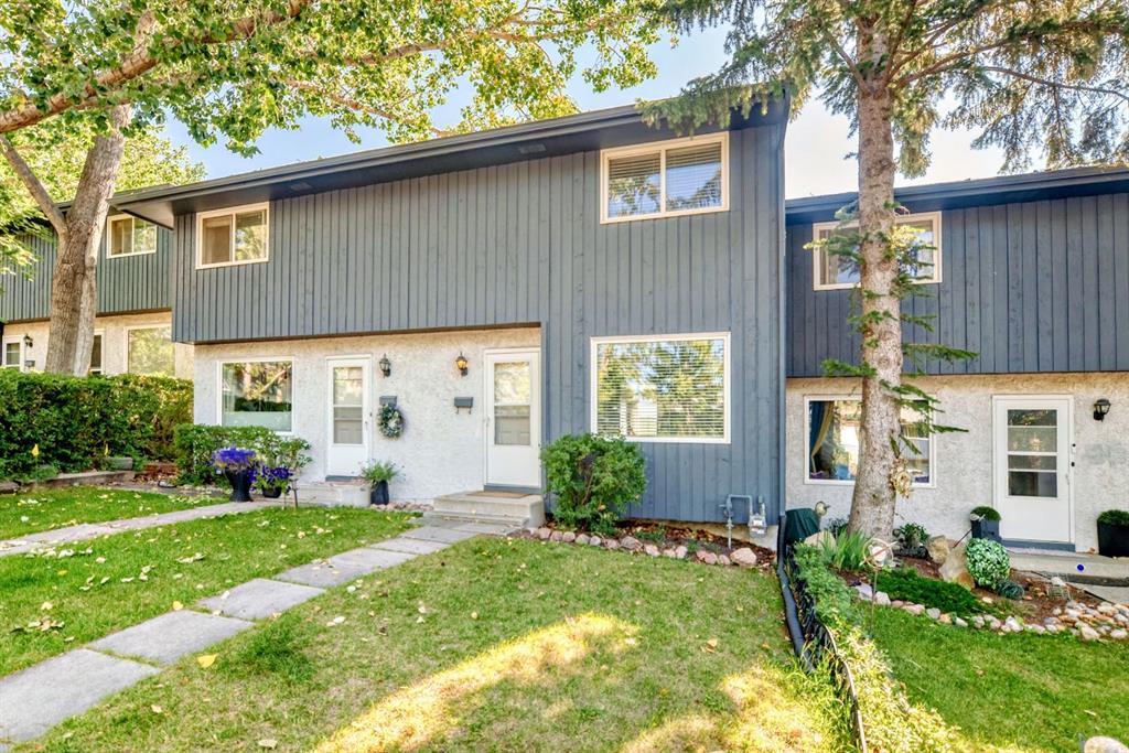 32, 800 Bowcroft Place , A2250072, Alberta,