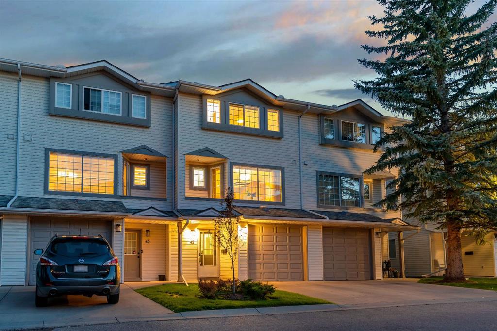 43 Kingsland Villas SW, A2250099, Alberta,