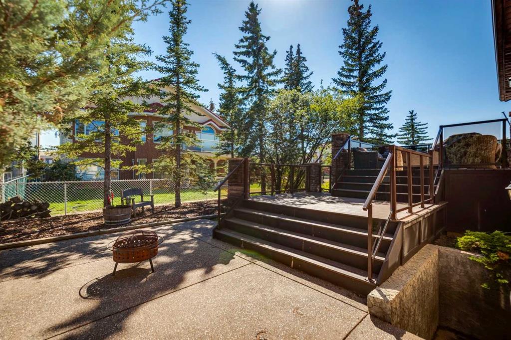 Third View of 285 Hawkstone Drive NW, Hawkwood, Calgary, Alberta, T3G 3S4