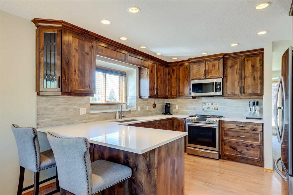 Fourth View of 285 Hawkstone Drive NW, Hawkwood, Calgary, Alberta, T3G 3S4