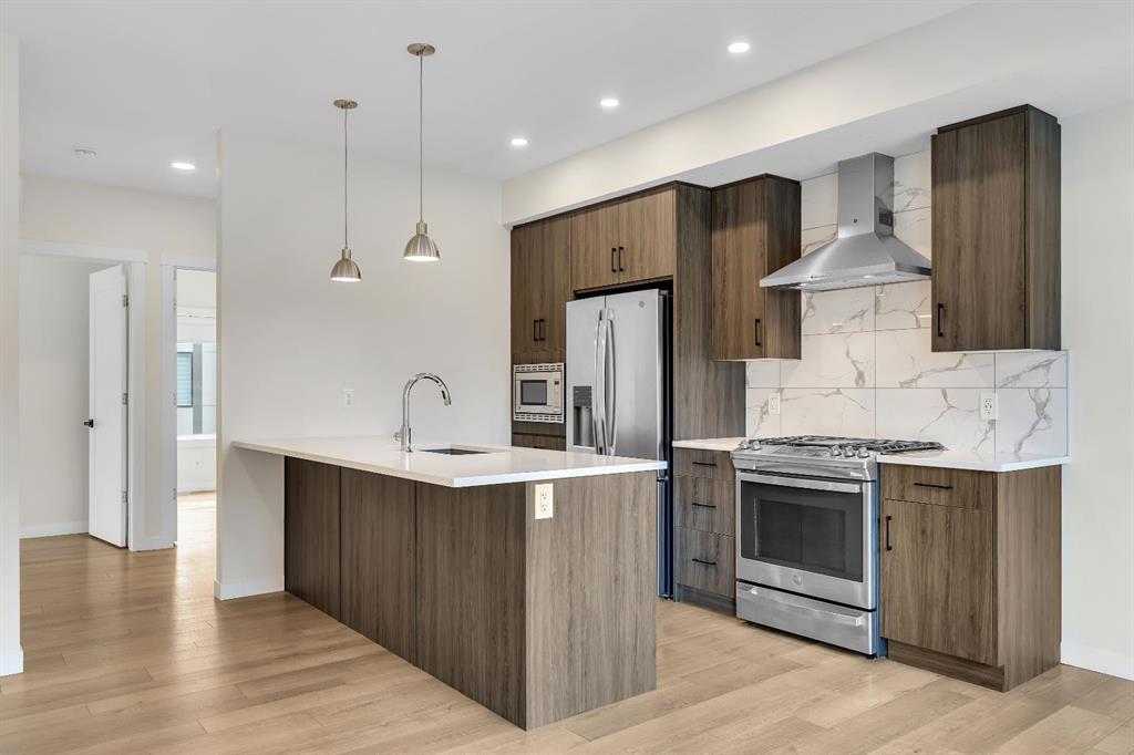 Second View of 514 Greenbriar Common NW, Greenwood/Greenbriar, Calgary, Alberta, T3B 6J3