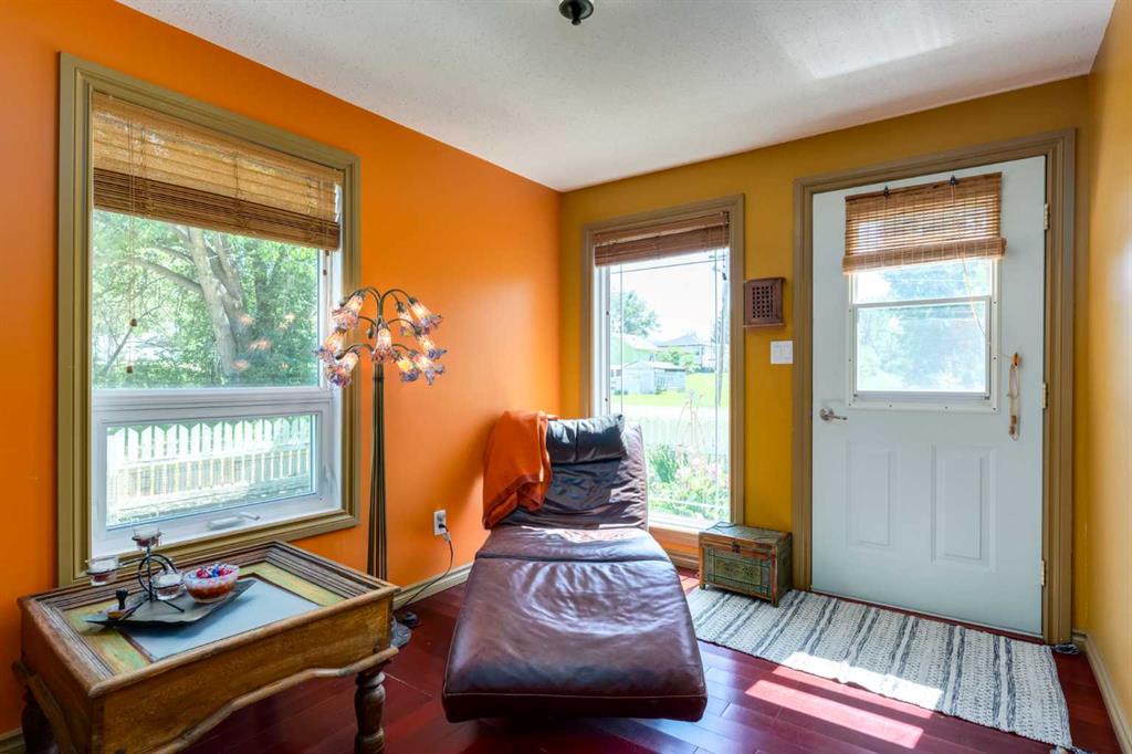 Fourth View of 235 5 Street , East Coulee, Drumheller, Alberta, T0J 0Y4
