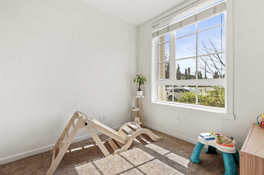 Fifth View of 267 Copperpond Common SE, Copperfield, Calgary, Alberta, T2Z 1G5