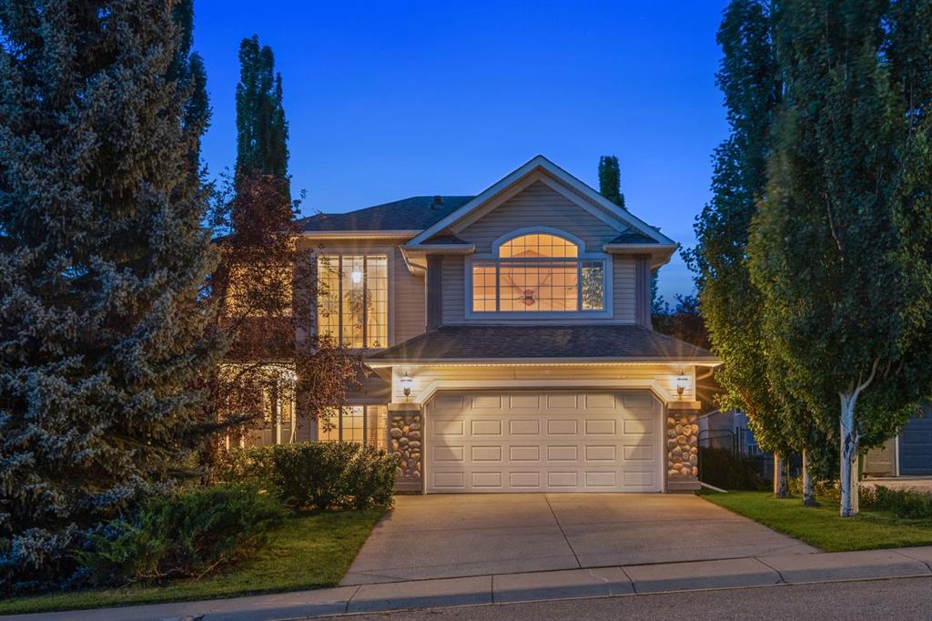 28 Gleneagles View , A2250416, Alberta,