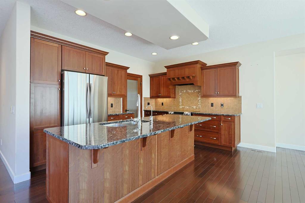 Fourth View of 55 Tuscany Estates Drive NW, Tuscany, Calgary, Alberta, T3L 2Z7