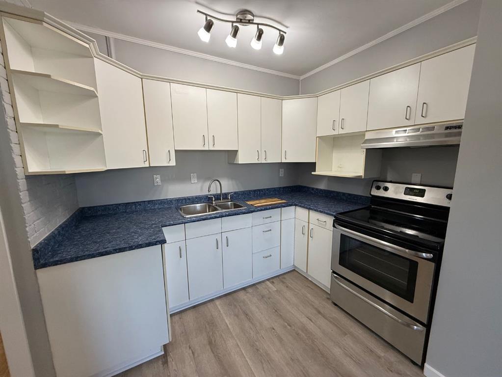 Fourth View of 31, 110 TAMARACK Avenue , Hardisty, Hinton, Alberta, T7V1C5