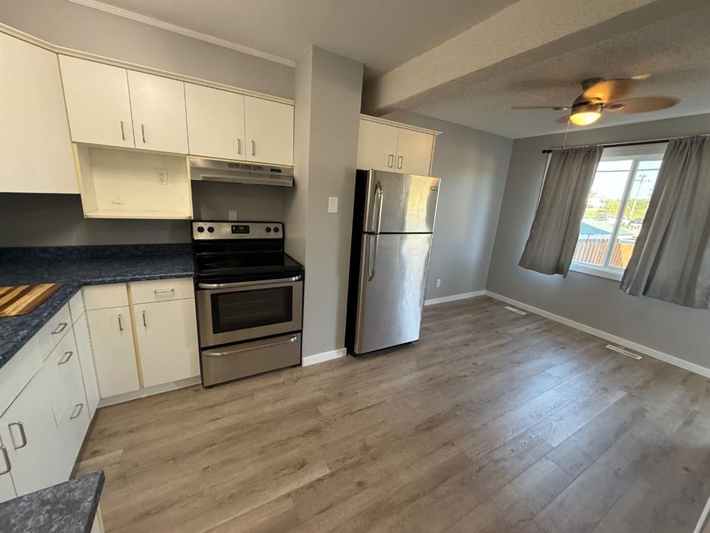 Fifth View of 31, 110 TAMARACK Avenue , Hardisty, Hinton, Alberta, T7V1C5