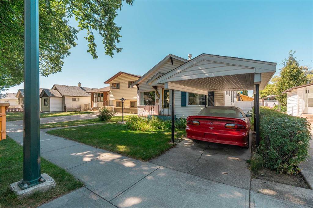 Third View of 828 12 Street N, Senator Buchanan, Lethbridge, Alberta, T1H 2H6