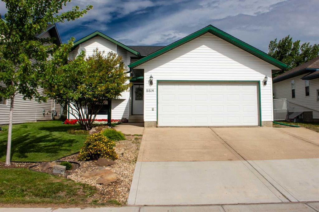 Second View of 8814 104 Avenue , Crystal Heights, Grande Prairie, Alberta, T8X 1L7